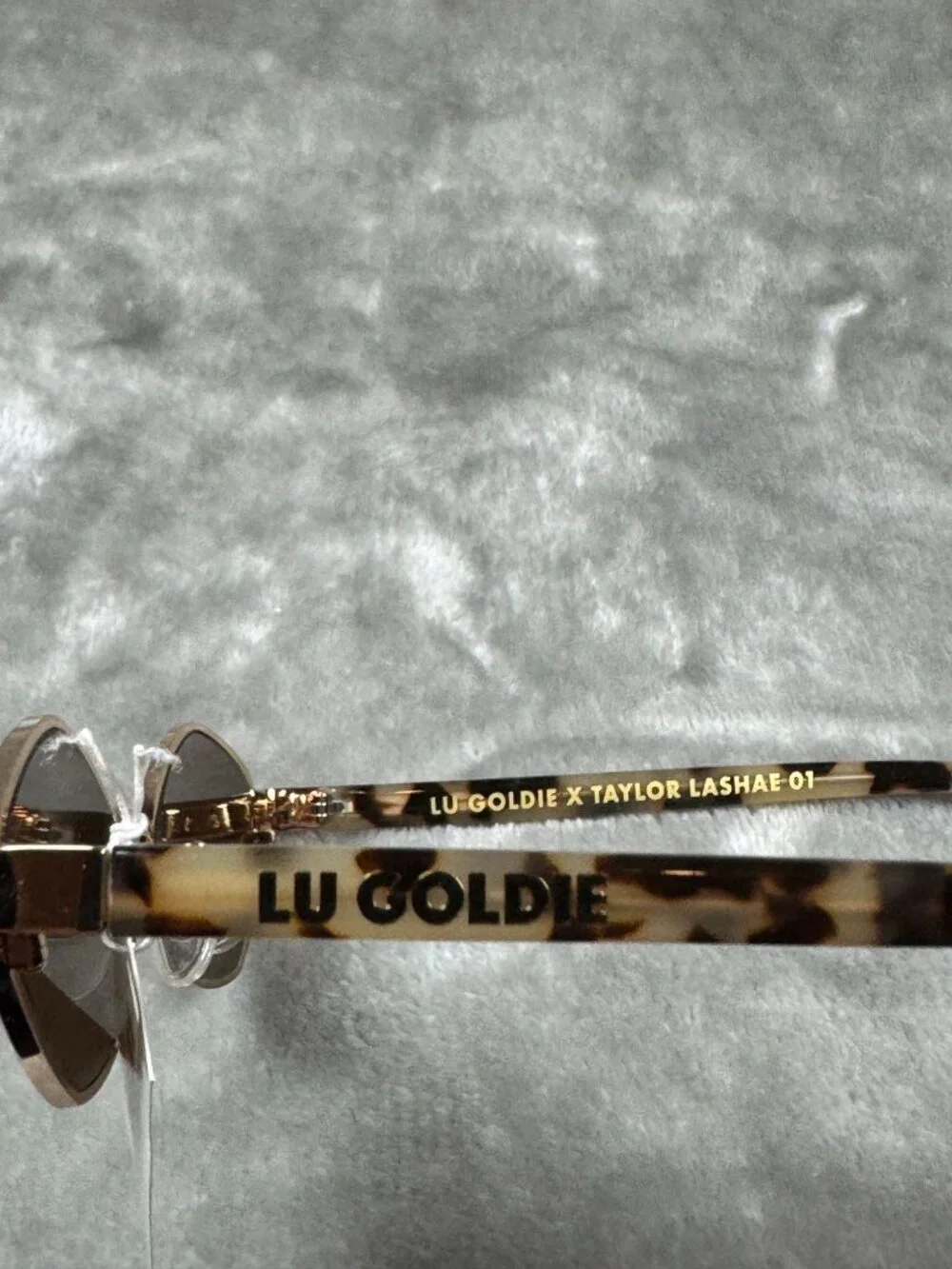 Lu Goldie X Taylor Lashae 01 Tortoise Sunglasses With UV400 Lenses & Blue Case - Picture 4 of 5